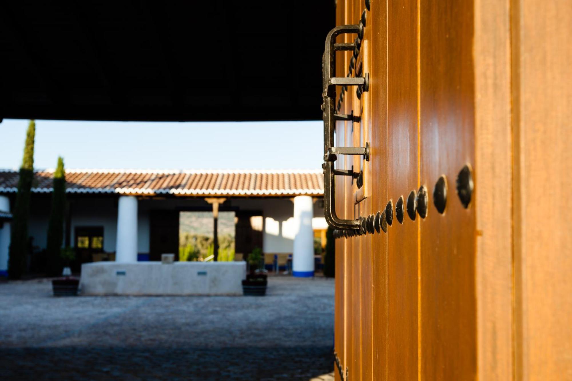 Complejo Turistico Rural Fuente Taray Appartement Malagón Buitenkant foto